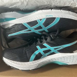 NEW Asics GT-2000 9 Black/Techno Cyan